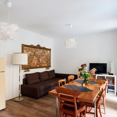 Ferienwohnung Beautiful And Cozy Remise For Up To 6 Guests Berlin Exterior foto