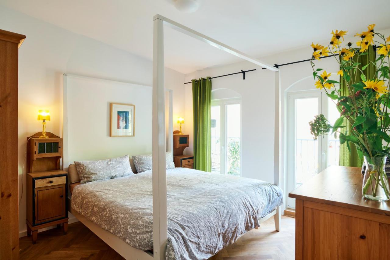 Ferienwohnung Beautiful And Cozy Remise For Up To 6 Guests Berlin Exterior foto
