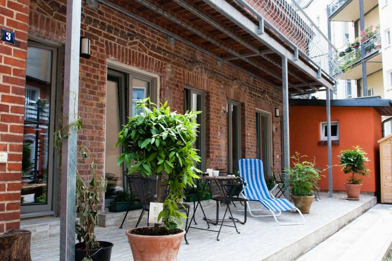 Ferienwohnung Beautiful And Cozy Remise For Up To 6 Guests Berlin Exterior foto